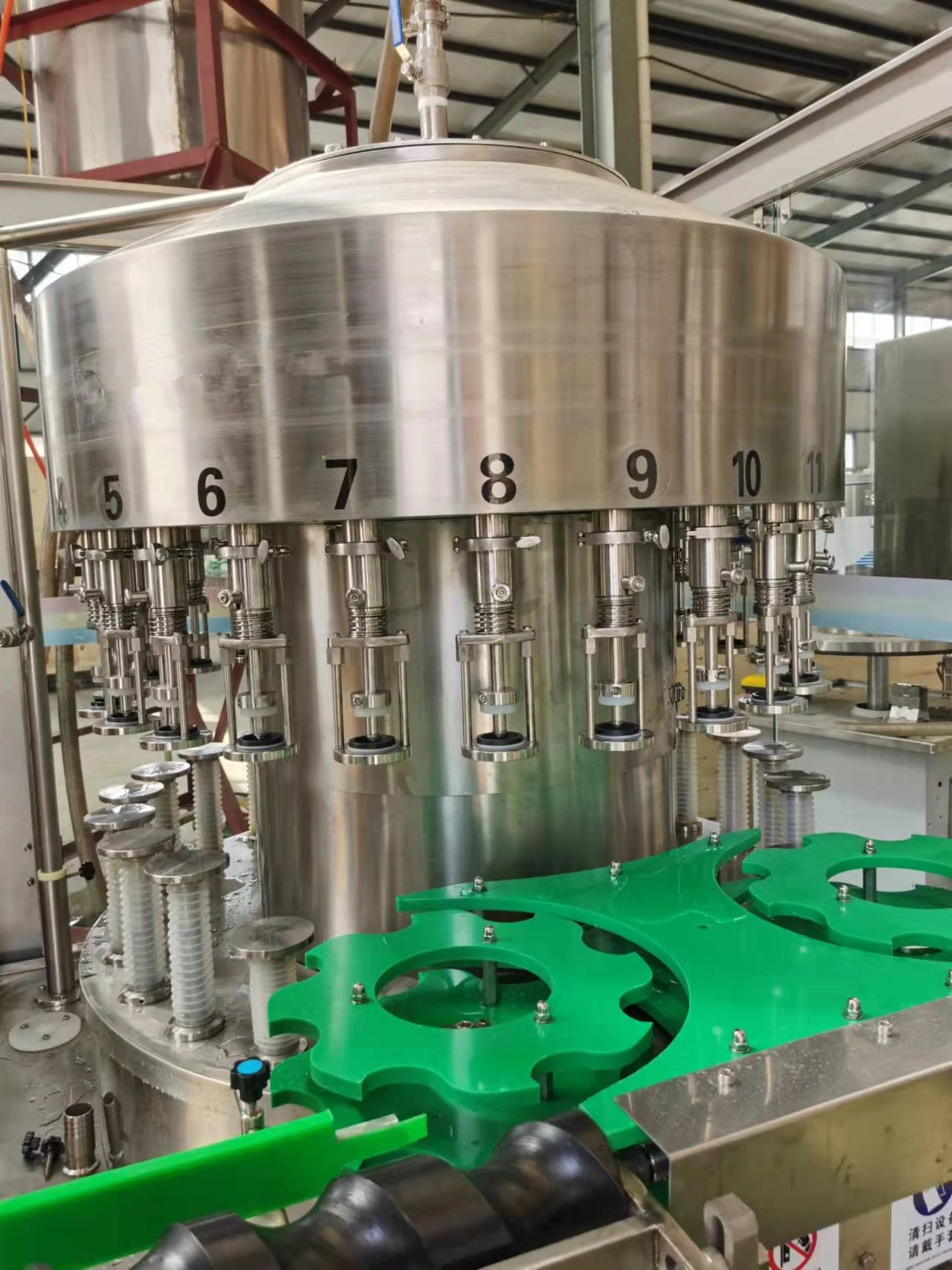 Automatic Whisky Vodka Wine filling machine